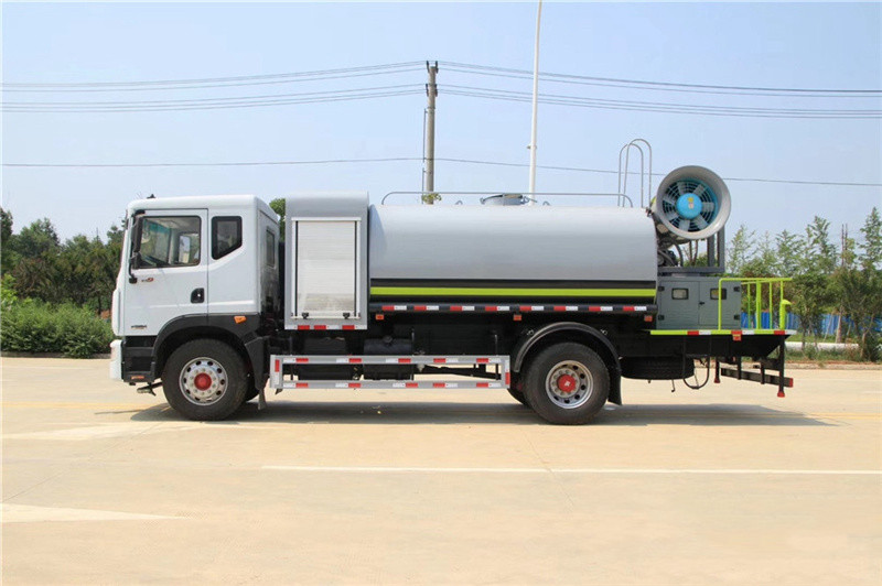 國六12方東風(fēng)D9霧炮車