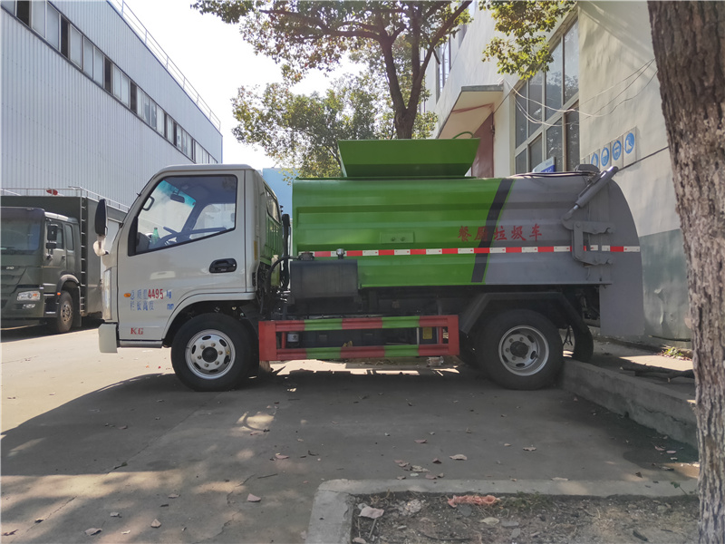 �{�ƄP�R3���͏N����܇